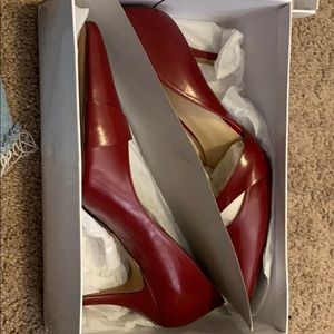 Nine West Red Pointy Pumps